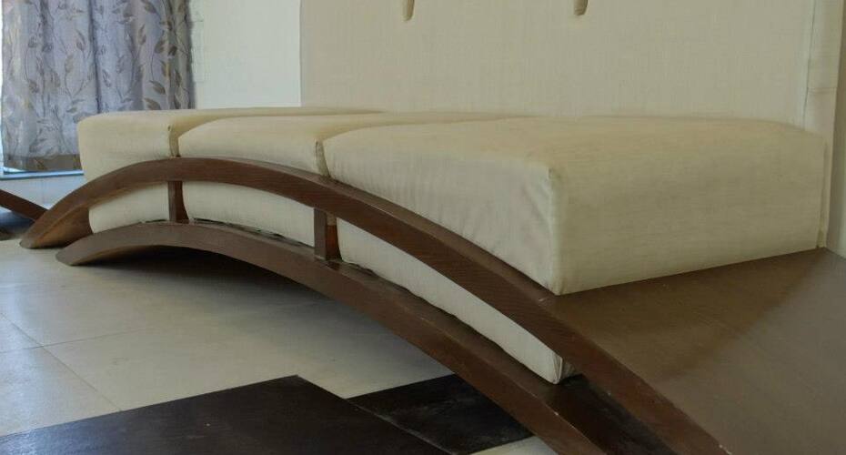 Hotel Indigo Inn, Khargone 5